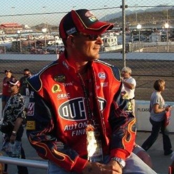 Meet your Posher, Mike - Picture 7 of 8